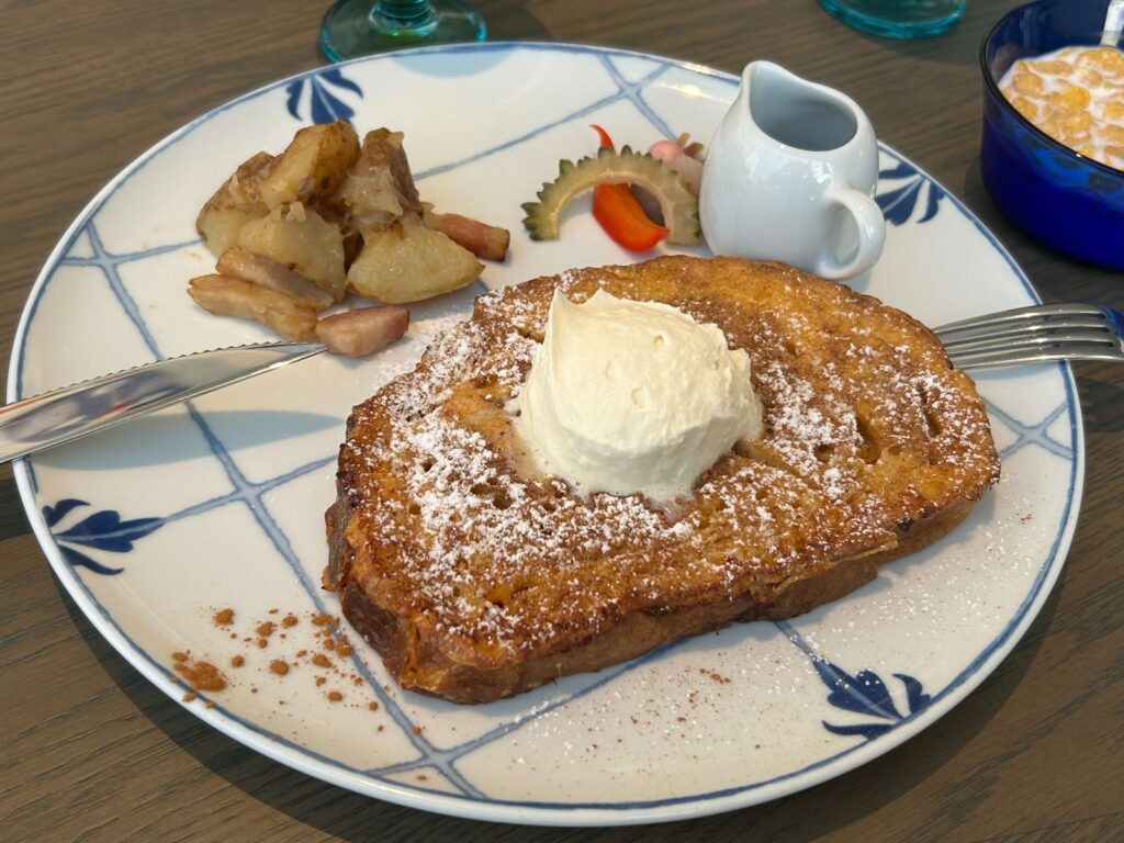 朝食のフレンチトースト